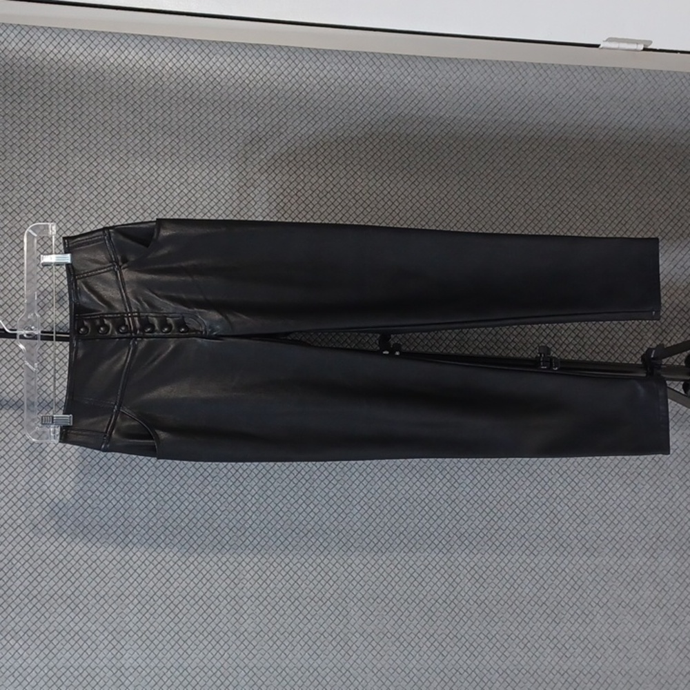 Bar iii size 0 Black Faux Leather Button Pants NWOT